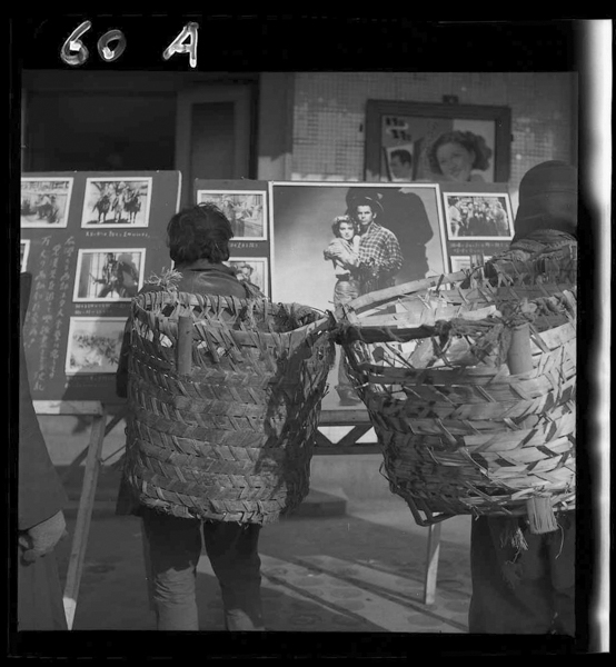 銀座のバタ屋さんも西部劇に熱中