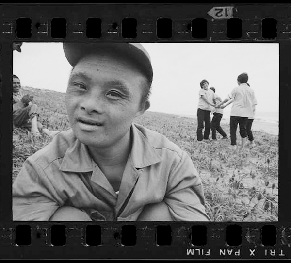 「生の証人たち 川上重治写真集」掲載 00005-00083-0010