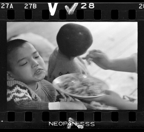 「生の証人たち 川上重治写真集」掲載 00005-00090-0010