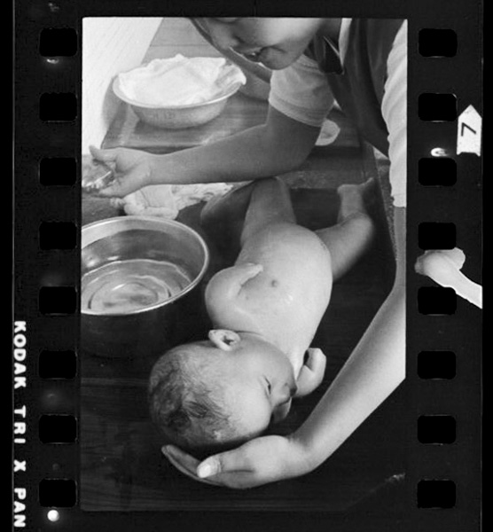 「生の証人たち 川上重治写真集」掲載 00005-00224-0010