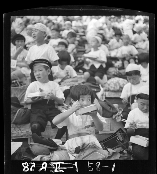 Shouwakyuunenmatahajuunen、natoriyounosukesatsuei。『nippon』gogouni"Sports Meet at Primary School"「shougakkounoundoukai」toshitekeisai。