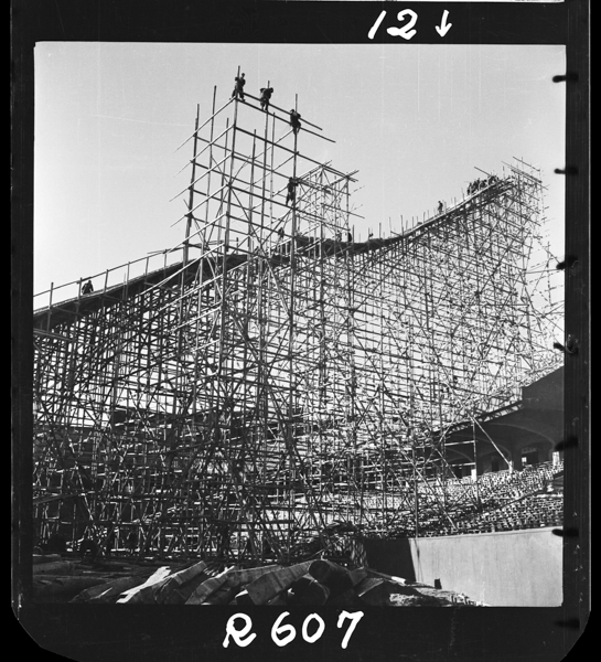 Tokusetsujanpudaiha、takasa40mētoru、shamenzenchou85mētoru。