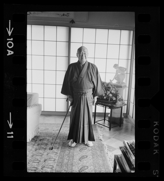 「吉田茂」掲載 00009-00001-0001