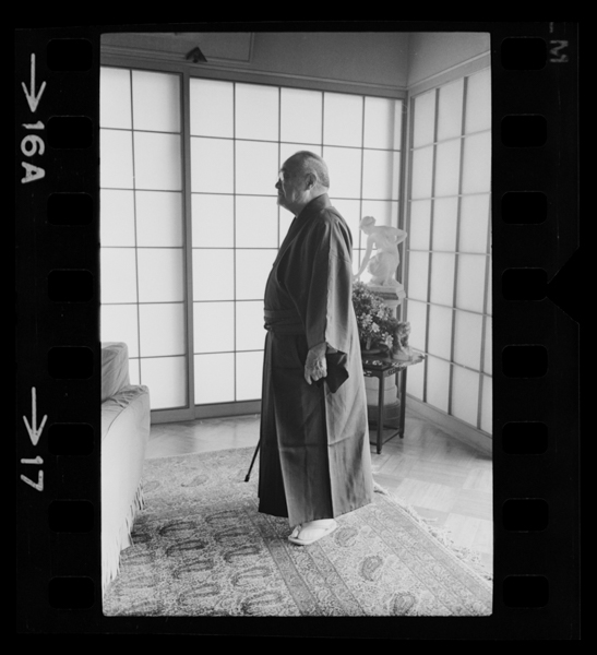 「吉田茂」掲載 00009-00002-0001