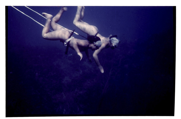 「海女 中村由信写真集」掲載 00010-00425-0001