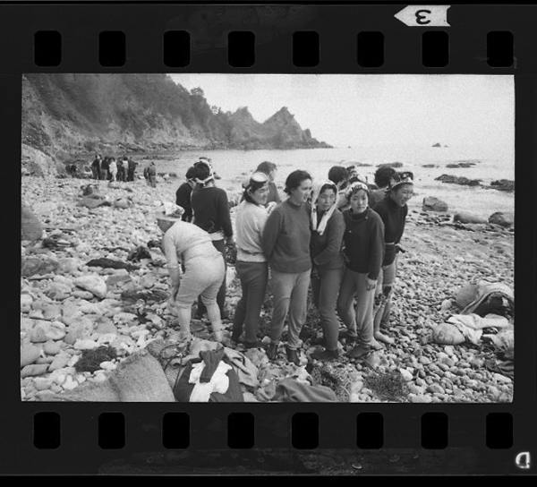 「海女 中村由信写真集」掲載 00010-00477-0020