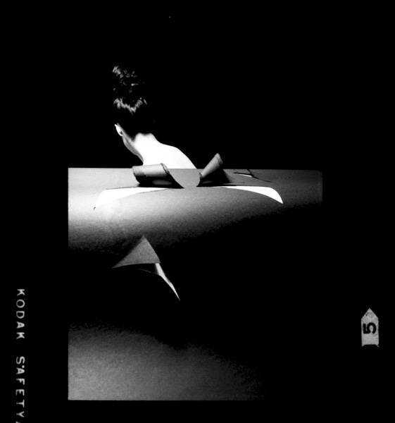 「映像の現代7 おんな」掲載 00014-05669-0009