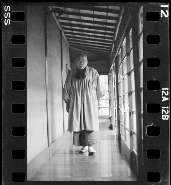 「朝倉彫塑館特別展図録 石松健男写真展 ~朝倉文夫1962年12月」掲載 00020-00079-0013