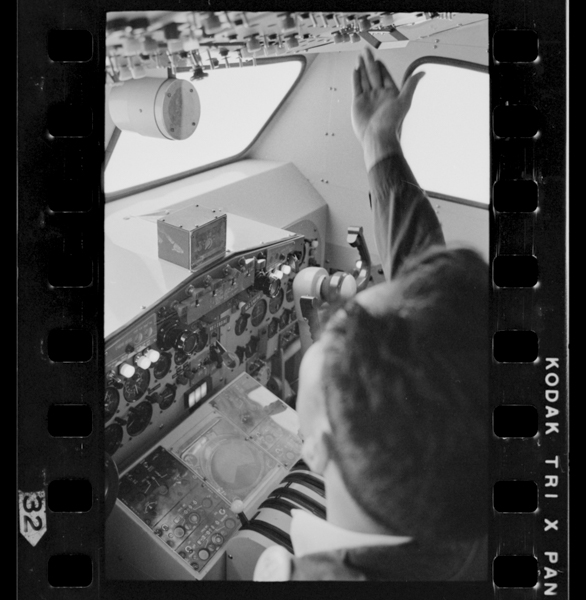 Koukuukinokinkyuujitainiokeruningenkoudou