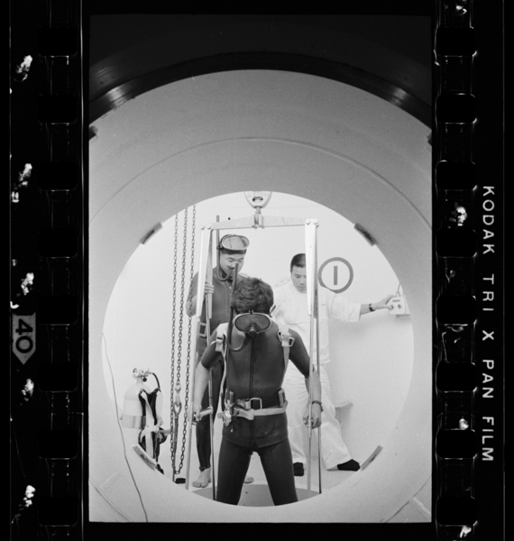 高圧装置による人体実験 ジャパンサーチ