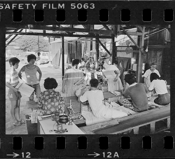 「写真集 西陣 美を織る暮らし」掲載 00021-02962-0017