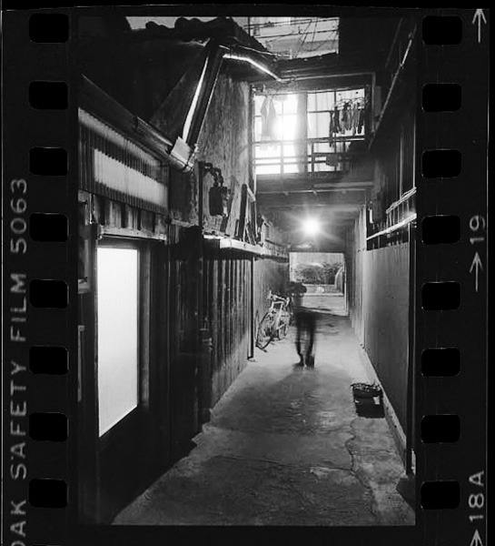 「写真集 西陣 美を織る暮らし」掲載 00021-03018-0018