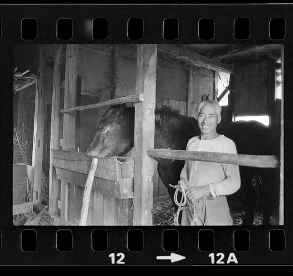 「北と東の人間録 石橋寿子写真集」掲載 00022-00005-0011