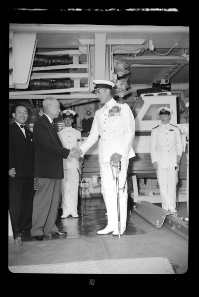 A return call of Mayor Nakarai to Captain Torres-Spence, Commanding Officer of Her Britannic Majesty's Ship Albion