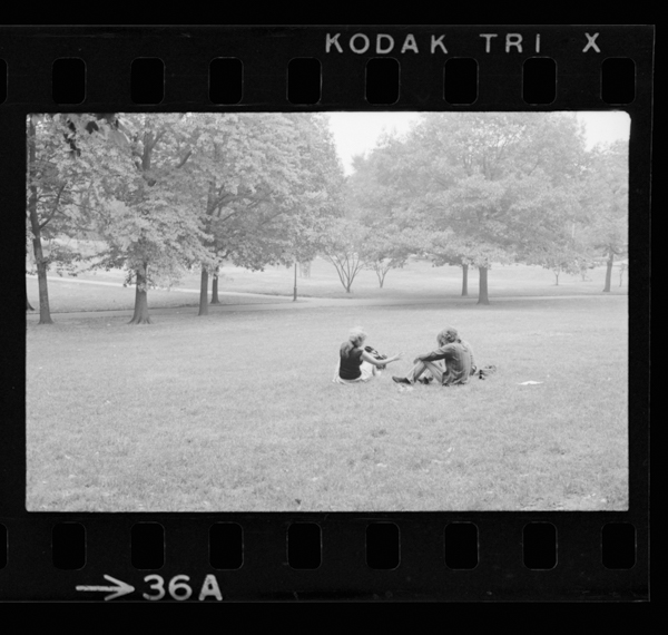 「Maybe」掲載 00032-00015-0042