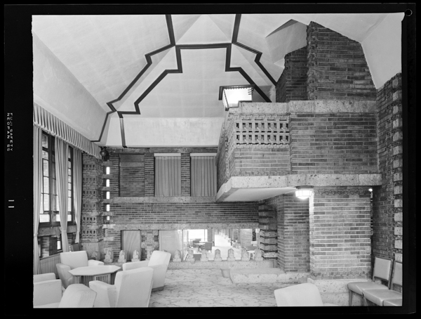 ラウンジ隅部ディテール