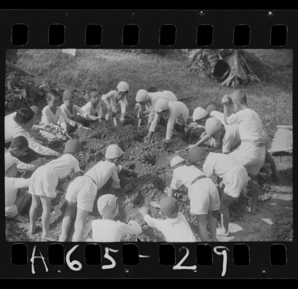 Chiisanaohyakushouhabasuninotte