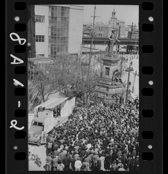 「写真週報第270号」掲載 00045-01527-0005