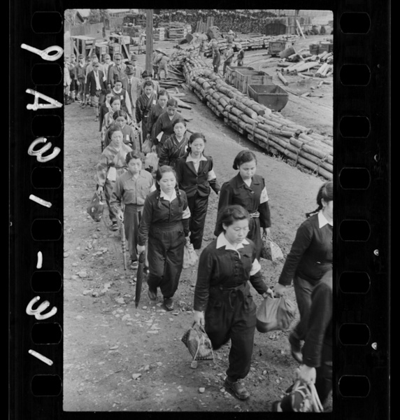 良家の子女も敢然昼夜兼行作業 古河炭鑛好間礦業所における女子勤労報国隊