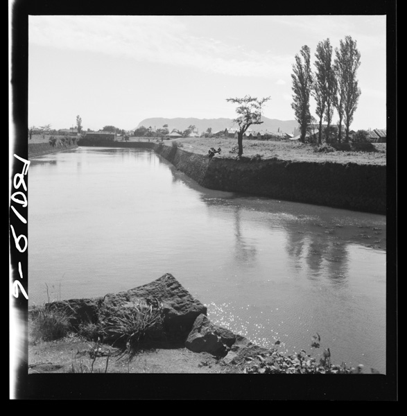 「岩波写真文庫 151 函館」掲載 00069-00098-0006