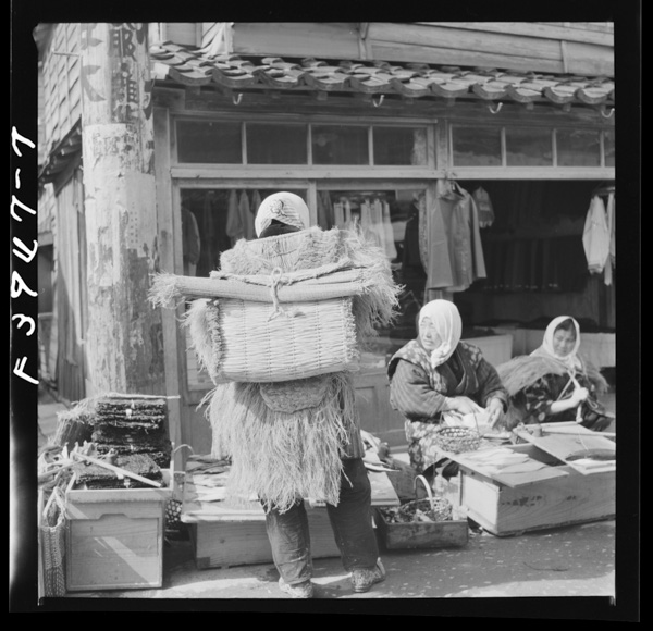 2 tookunanrimosakinoyamakarakainidetekuruhitomoaru