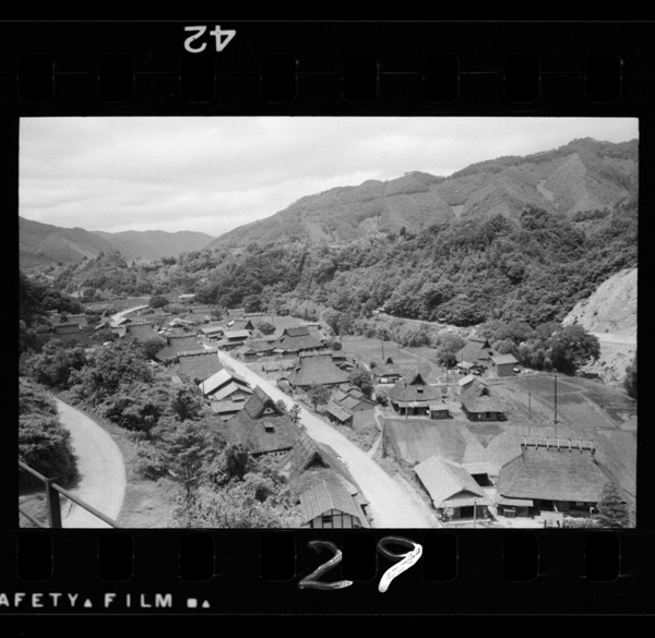 Saninhonsenshimoyamaekifukin.shuurakuhayuragawashiryuunokagandankyuujouniaru