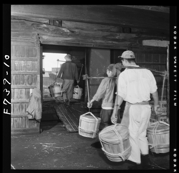 Yusou shouyudaruhaseihinsoukokarasenyouhōmuhe