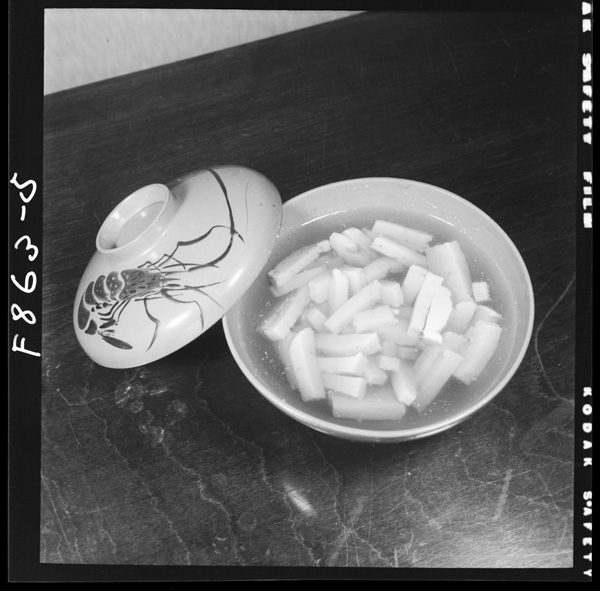 Toufunootsuyutosureba,shouyuwoiretaatoni,matchibouhakodaihitotsubunkurainotoufuwoiresattonitewannitsugu 6