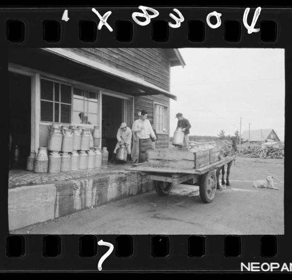 田名部は県の乳業の一中心地.乳業会社の工場がある