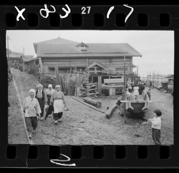 Shiranukanomura.yuubinkyokumoaruhantoutouganyuusuunoshuuraku