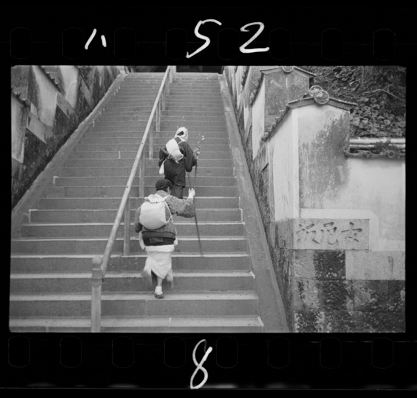 Onnayakuzaka.yakudoshinoonnaganoborutoyakugaochiru