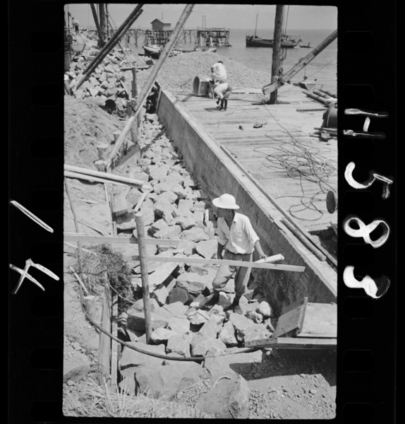 Jinkoutou hatsushima 2) funatsukibamotsukurareru