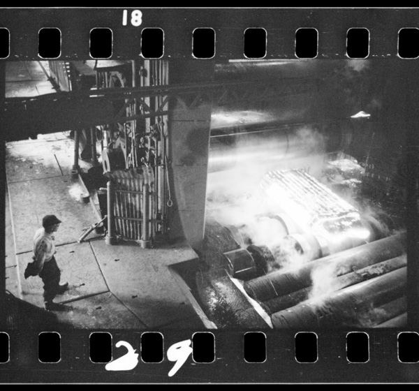 Atsuenkoujou.5tonnokoukaiwokoubannisurukoutei