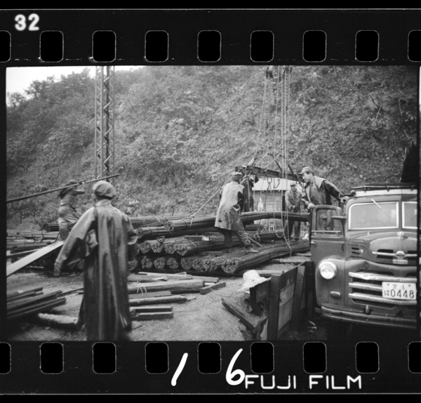 Shitaukenomachikoubanite