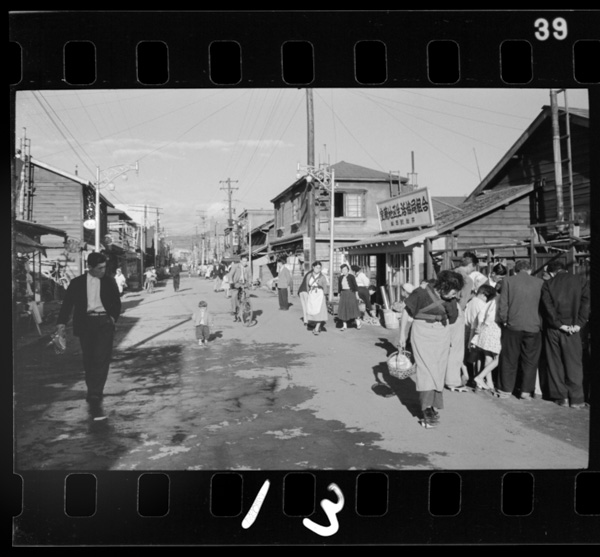 Wanishinakadoori.shatakuaitenoshoutengai