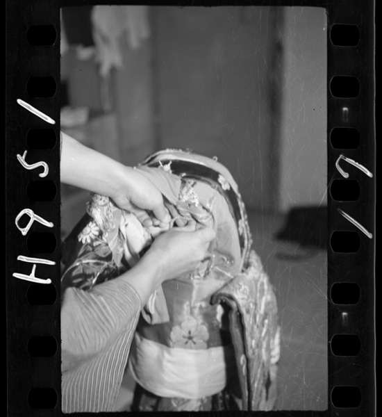 Ningyounokitsuke ishoutsukegaowarutote4 5 wotsuke,saigonikashirawosoukomu 6.