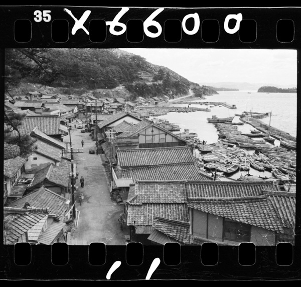 Shimotsuihafuruiminatomachi