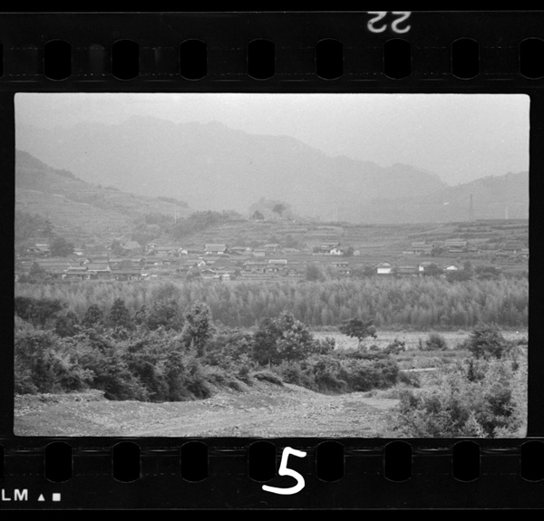 Ryougannihakousekisounodaichigahirakeru.handafukin