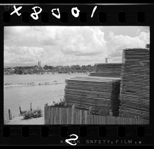 Noshiroshihazaimokunomachi.shinainoachikochinikansounotamenizaimokugatsundearu