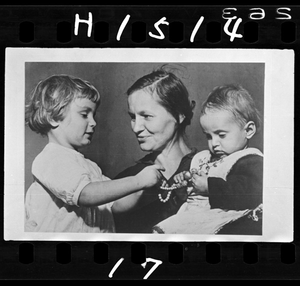 1 14人の子供を育て上げた'母性英雄'モニカ・ペルベネネ