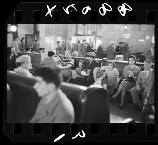 Machiaishitsu.「miokuri」hahotondoshinai