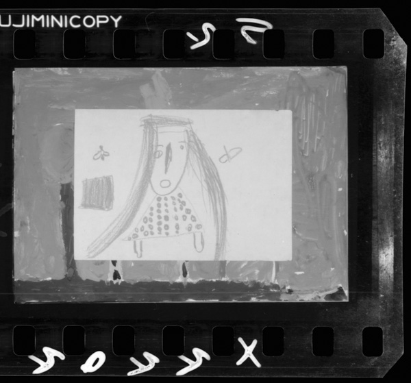 3はその過程の絵の一つだが,髪の長いのも表情も彼女自身によく似ている