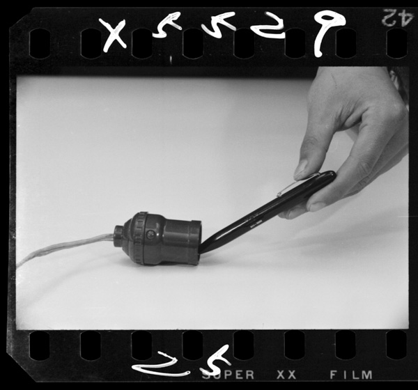 Denkigakiteirukawoshiraberukendenki