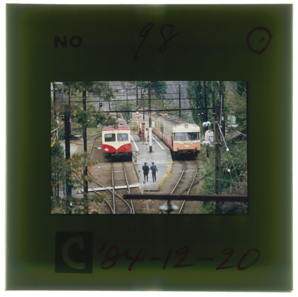 Shimoizumiekidenokoukanfuukeimotoseibutetsudounomoha312hidaritohokurikutetsudoukarakitakuha6051nadogaikichigau