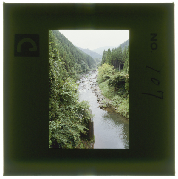 Fukaitaniwokizaminakatsuemurawokanryuusurutaiogawameiji27nenkonokawaradesaishonokinkousekigahakkensaretatoiudenshougaaruokugataiokinzan