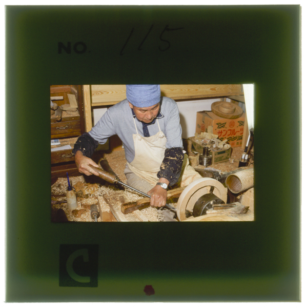 1rokuronitoritsuketakijinikannawoatetekezuruogurasandandonokijishinodentouwohiku